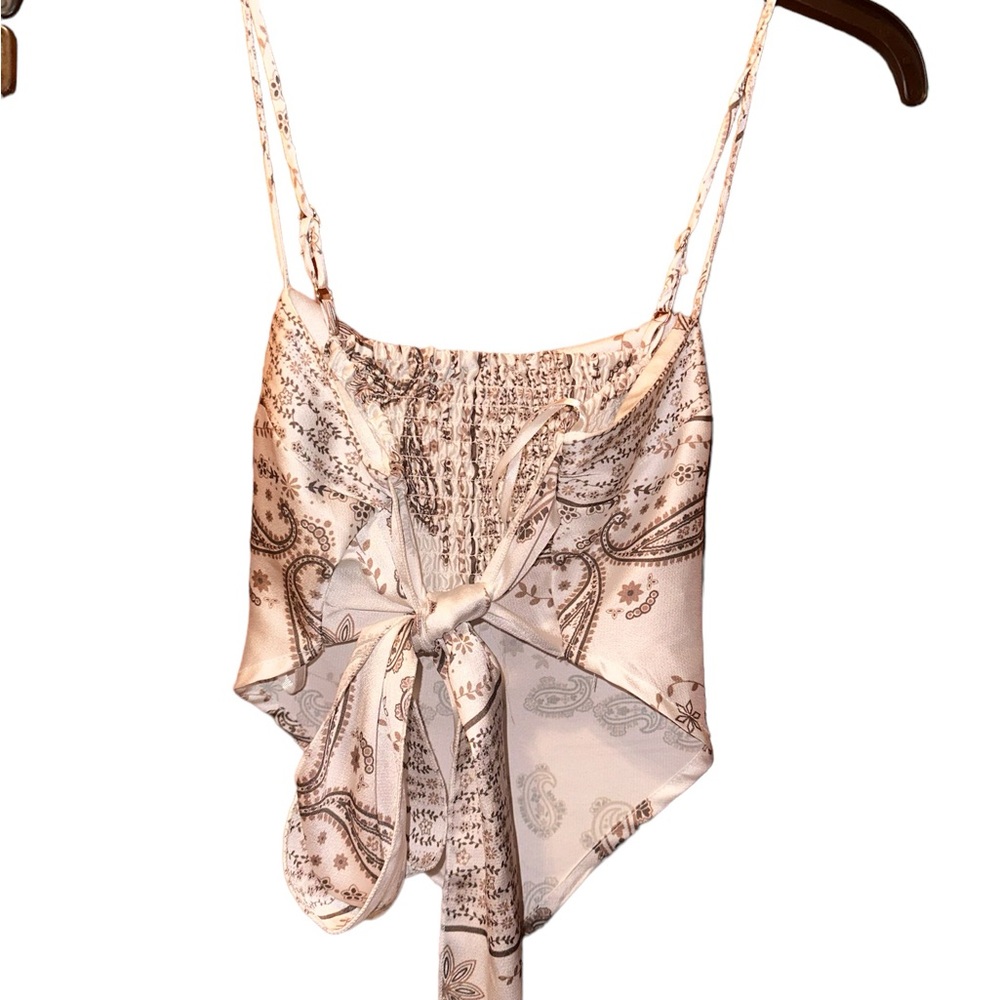 Scarf tie in back top